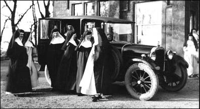 The first group of missionary sisters leaving Killeshandra, Jan 1928
