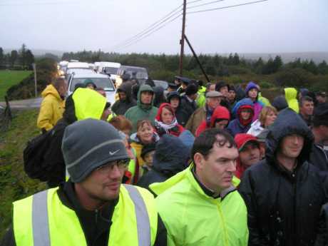 Slow march to the refinery site delays traffic arriving for work