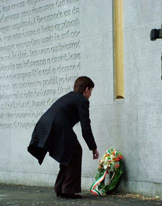 Geraldine Dougan lays wreath