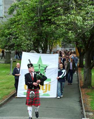 Piper leads parade