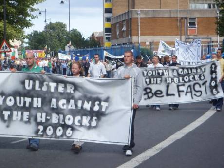 The banners get their first outing....