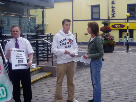 OSF engage with local woman who showed her support for protest