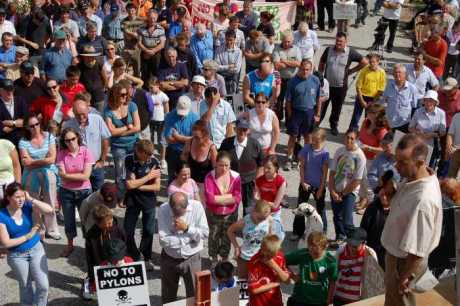 Farmers gathered at rally (photo courtesy of Tony McElhinney)