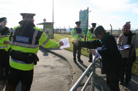 Demonstrators give their (black) hearts to Gardai for Valentine's Day
