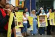 Demonstrators in Daunt Square, Cork.