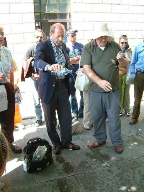 Dennis Haliday Pours a Libation inMemory of the Iraqi Dead