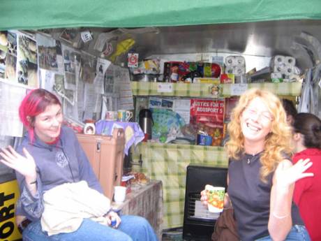 Pamela and Ruth at the trailor in Ballinaboy