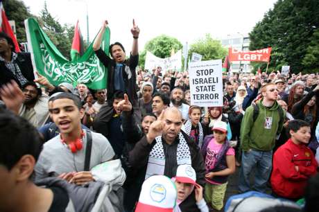  Thousands marched in solidarity with the Humanitarian Flotilla attacked by Israel 